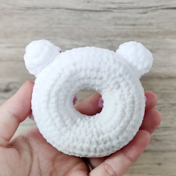 Handmade Amigurumi Crochet Sanrio Hello Kitty Donut - Picture 5 of 9